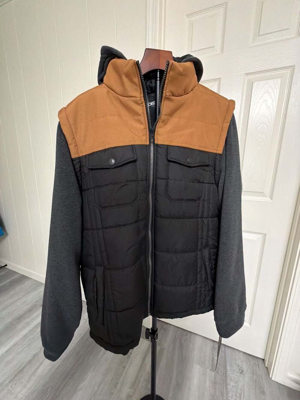Distortion Comfort & Style Colorblock Puffer Hoodie Jacket XL